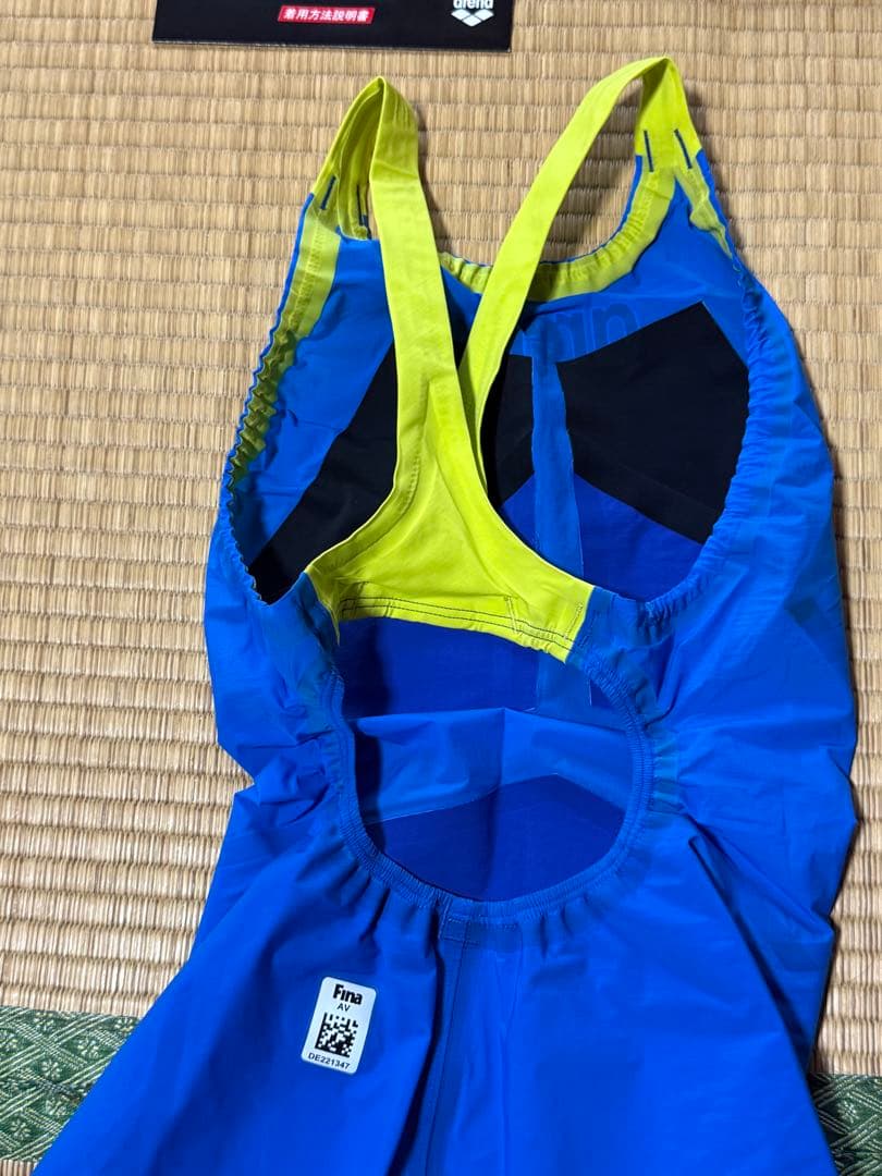 美品　アリーナ　高速水着　競泳水着　アルティメットアクアフォースX mf M