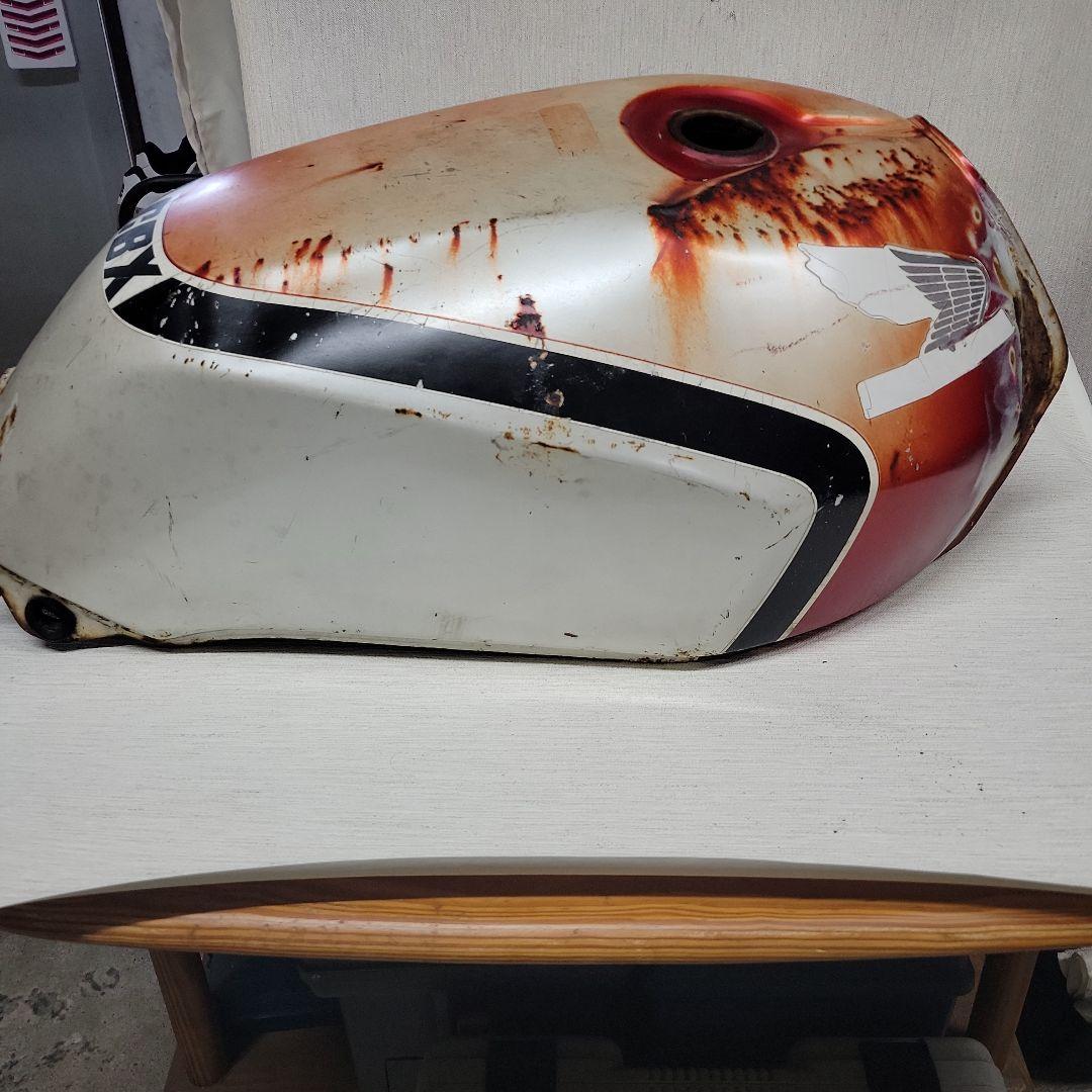 HONDA　CBX400F　タンク