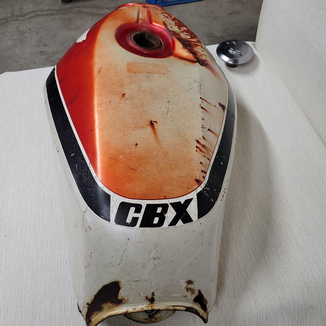 HONDA　CBX400F　タンク