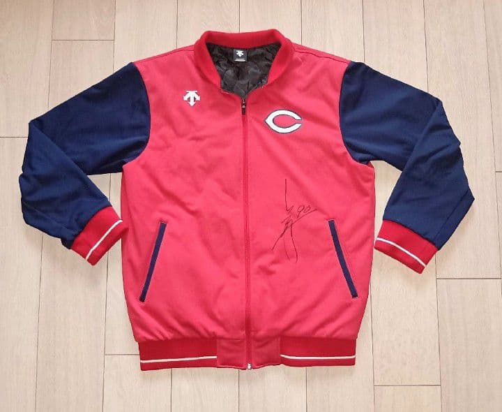 【プロモデル　サイン】広島　東洋　カープ　三好　グランドコート　デサント　O