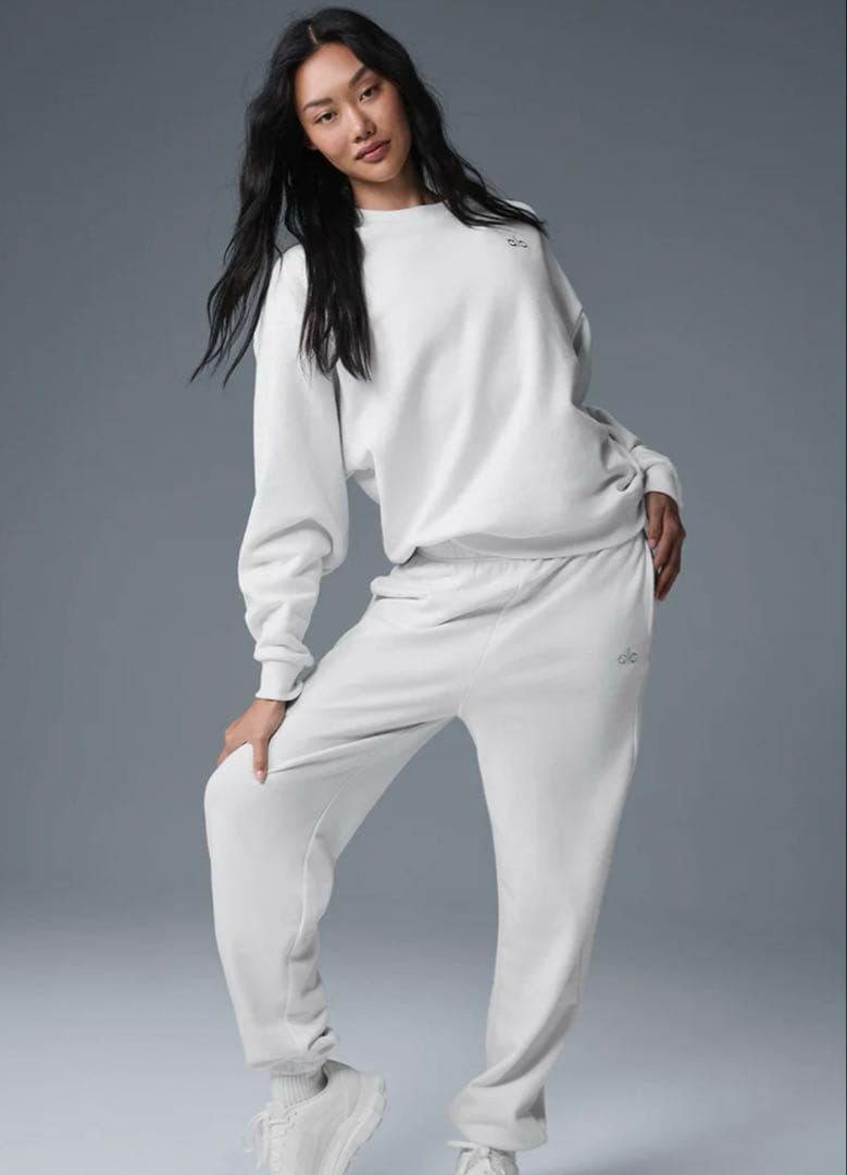 【完売】Alo Yoga Accolade クルーネック プルオーバー XS