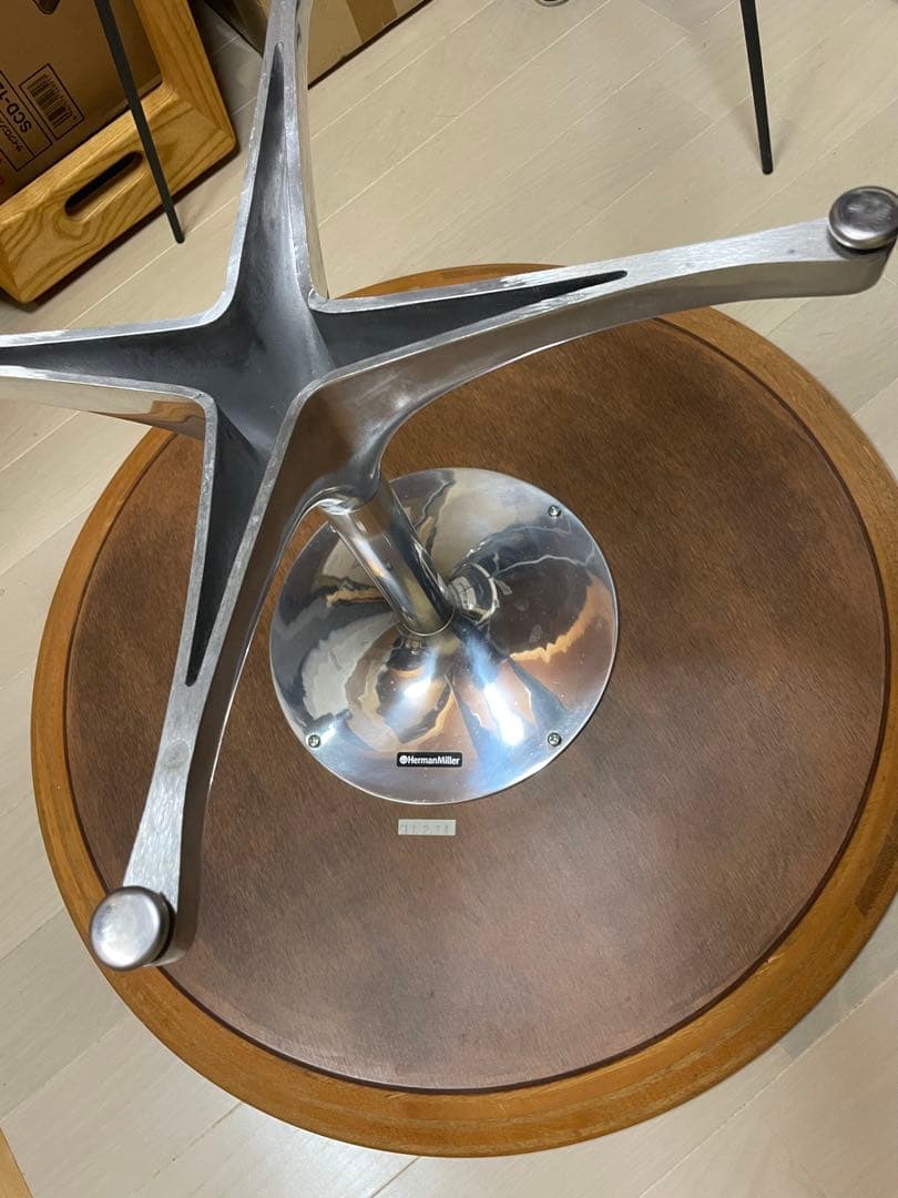 centvall ハーマンミラーコーヒーテーブル
