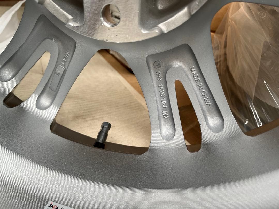 は*と様 エクシーダーEX6 新品 4本