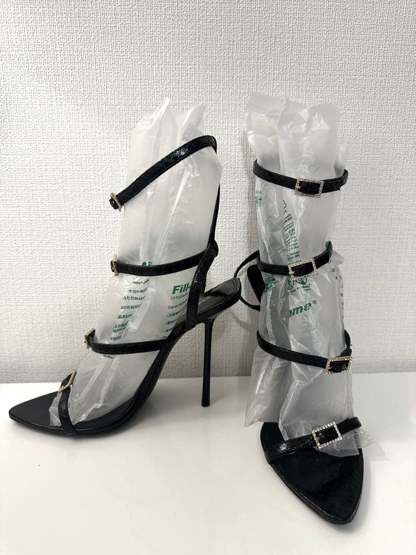 レア✨YSL サンローラン　ストラップサンダル ピンヒール ビジュー　バックル