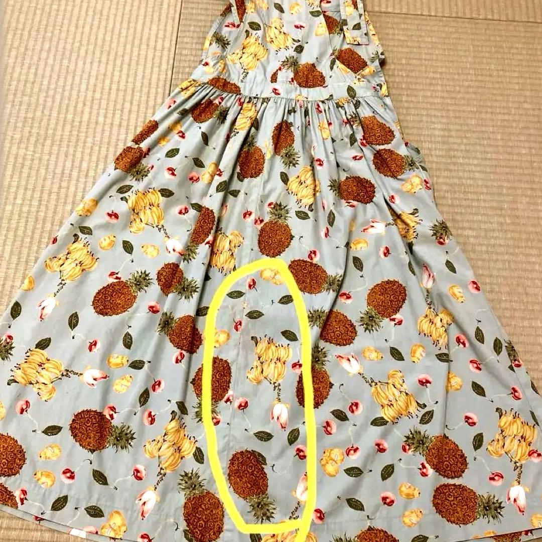 ピンクハウス　カネコイサオデザインフルーツ柄サロペットスカート