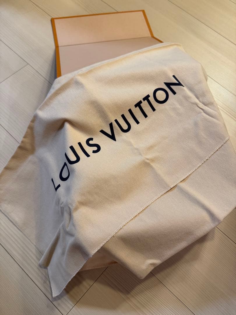 美品 ルイヴィトンボネ・イカットMP2725 バケハ　カモフラ