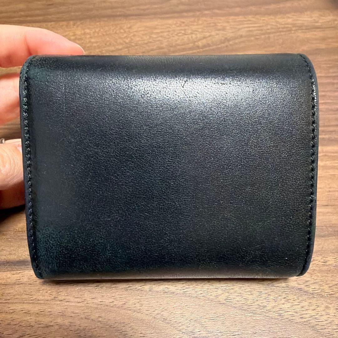 【1/30まで値下げ中】スモール フラップウォレット トリオンフ　ブラック