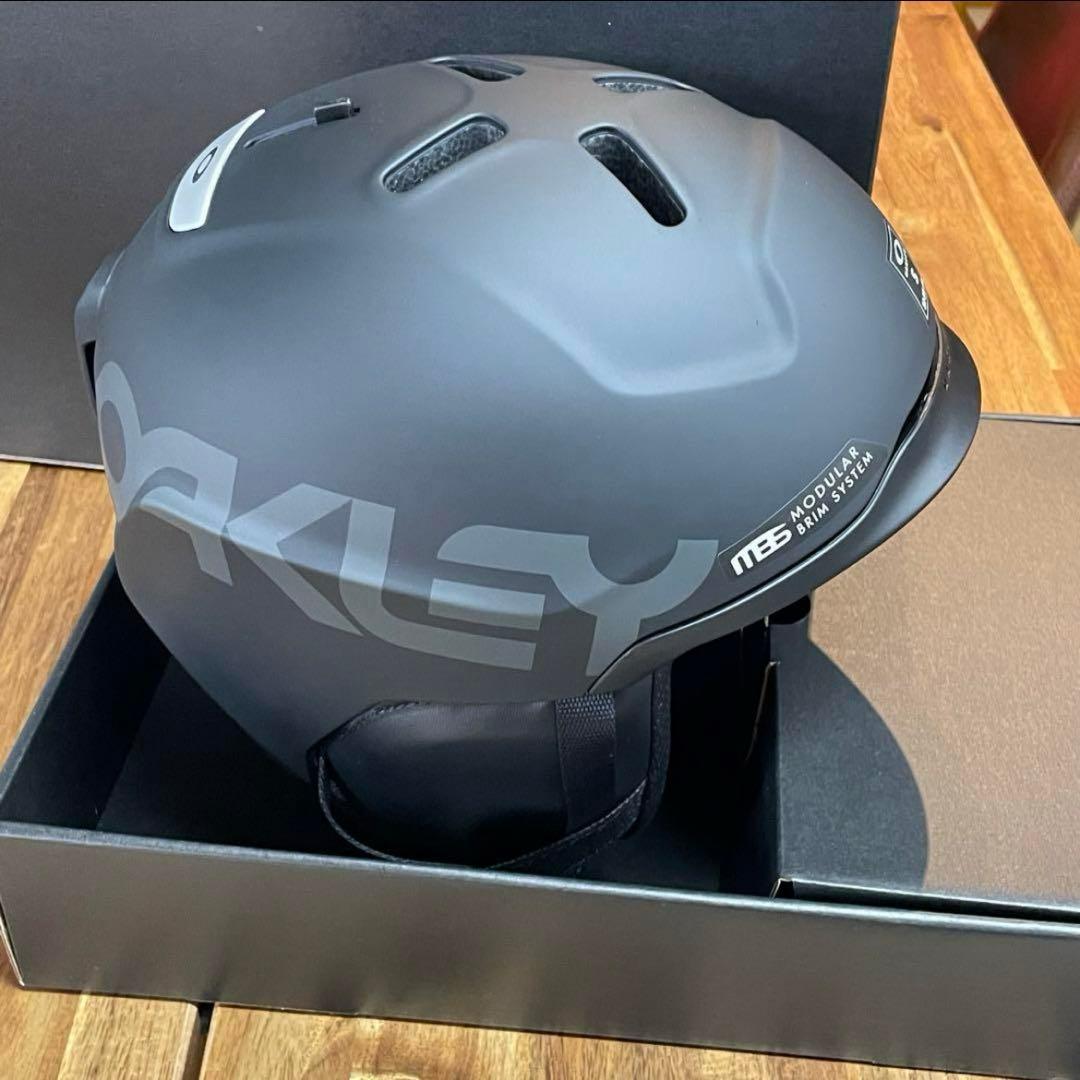 【新品・未使用】OAKLEY オークリー　MOD3 ヘルメット　Sサイズ