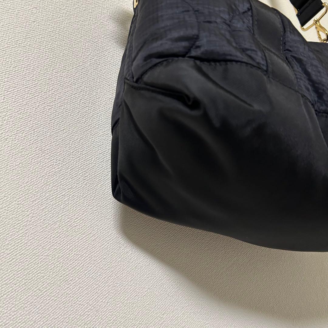 シータパランティカ　メッセンジャーバッグ　キルティング