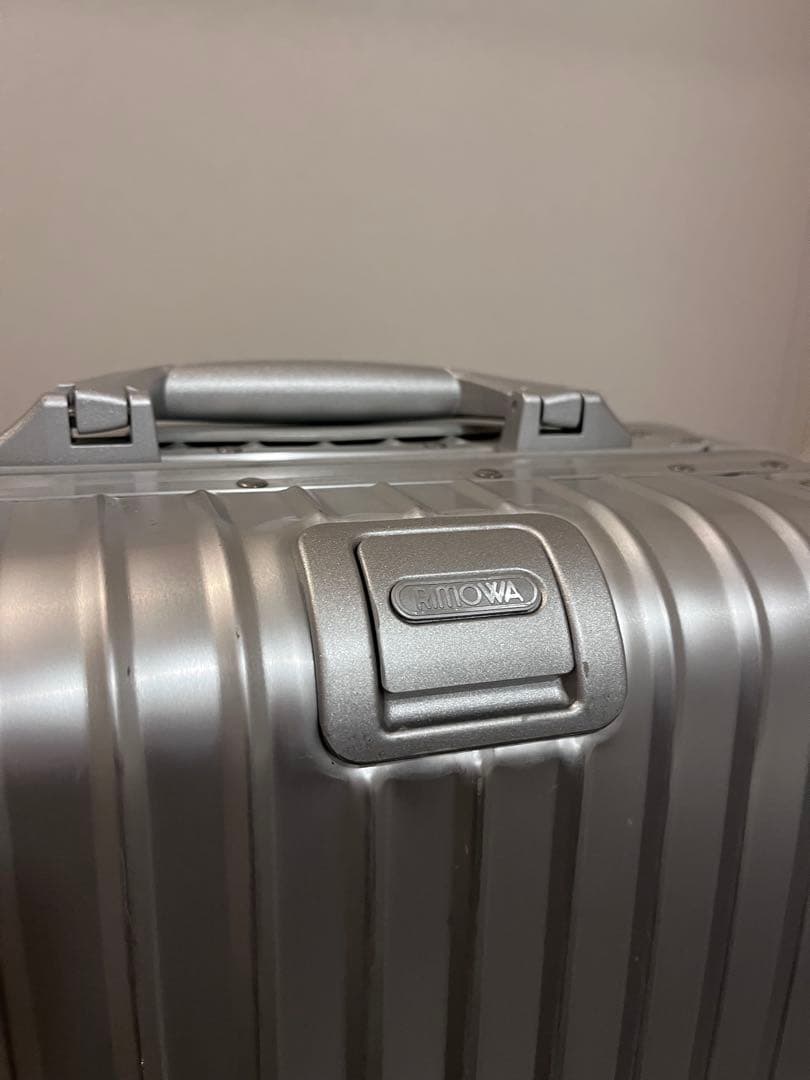 美品 リモワ キャリーケース トパーズ topas 2輪 機内持込