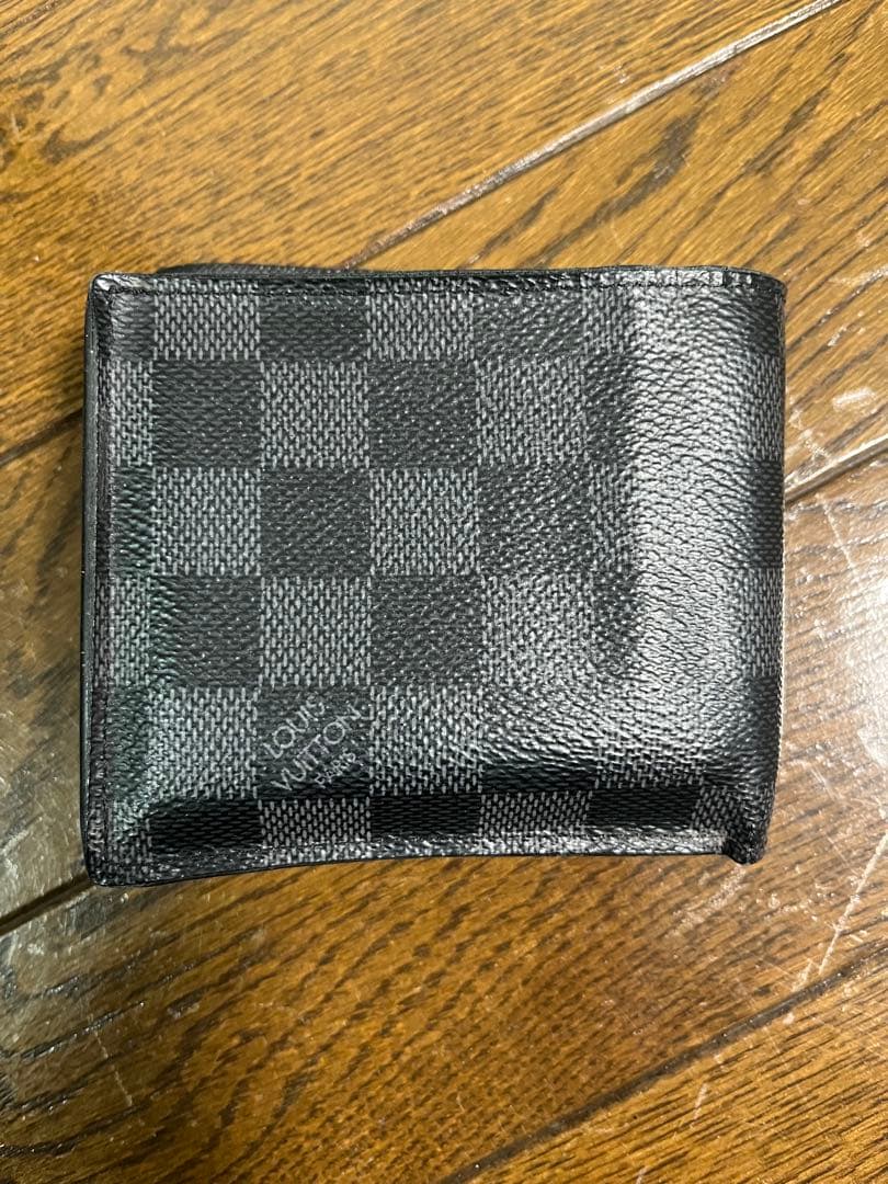 ルイヴィトン ダミエ グラフィット ポルトフォイユマルコNM