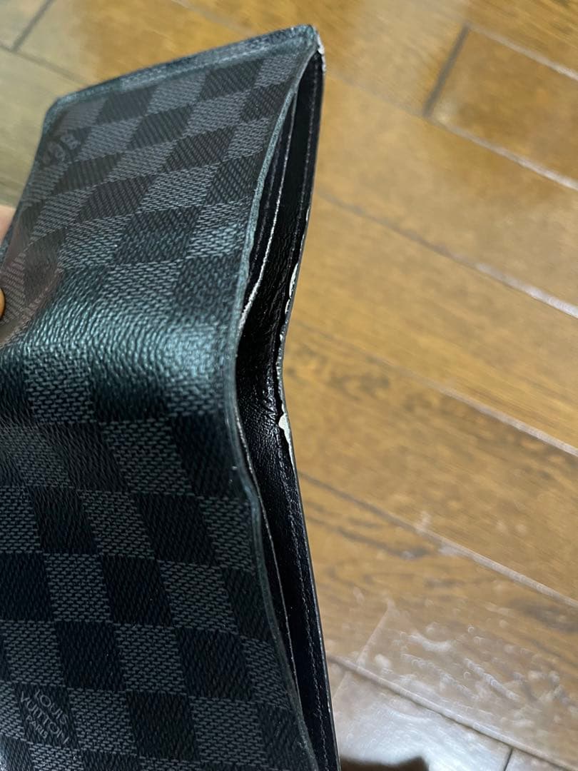 ルイヴィトン ダミエ グラフィット ポルトフォイユマルコNM