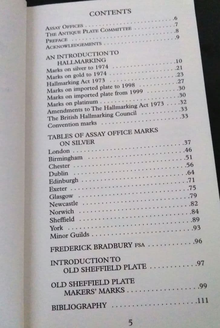 洋書 bradbury's book of hallmarks