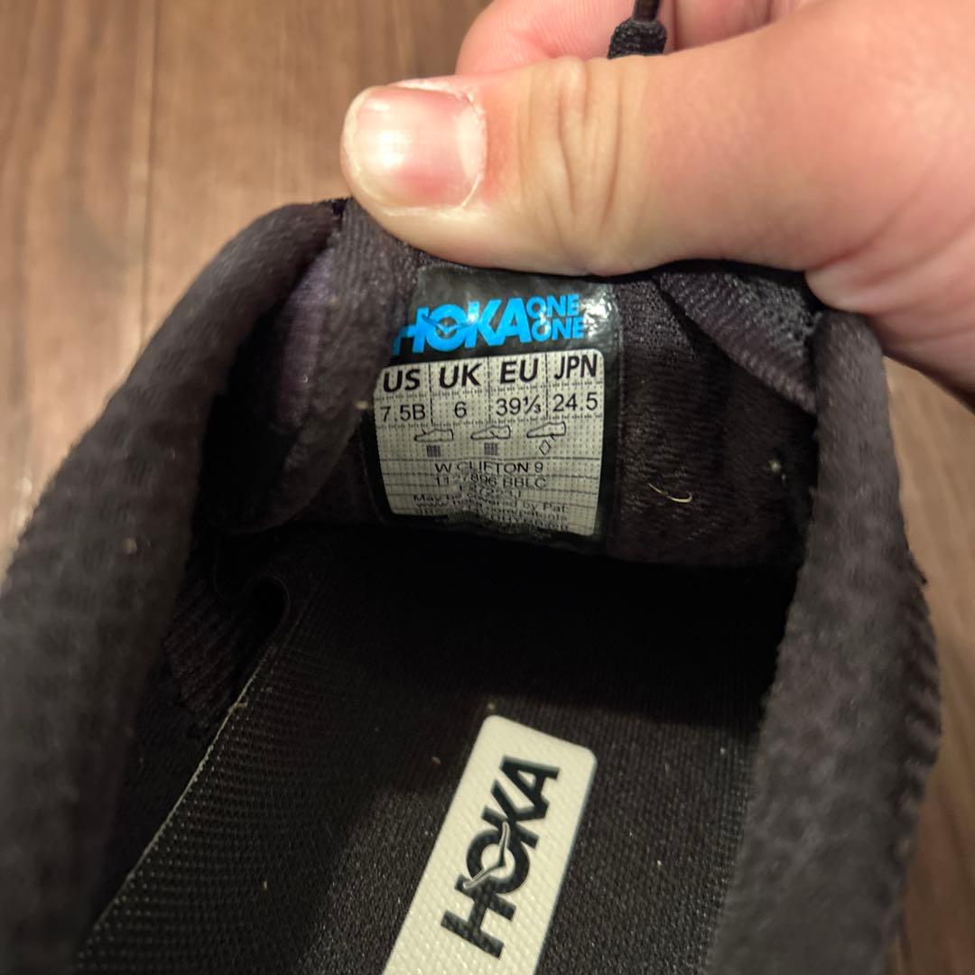 HOKA ランニングシューズ 新品未使用