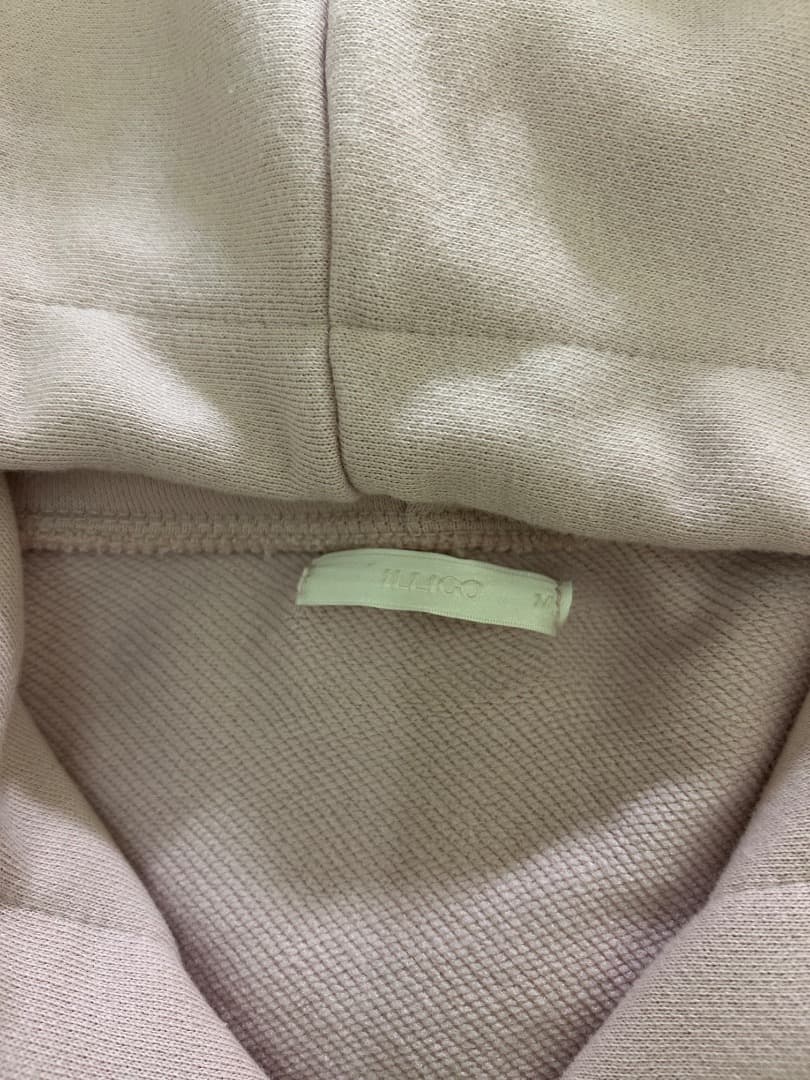 illigo ジップパーカー