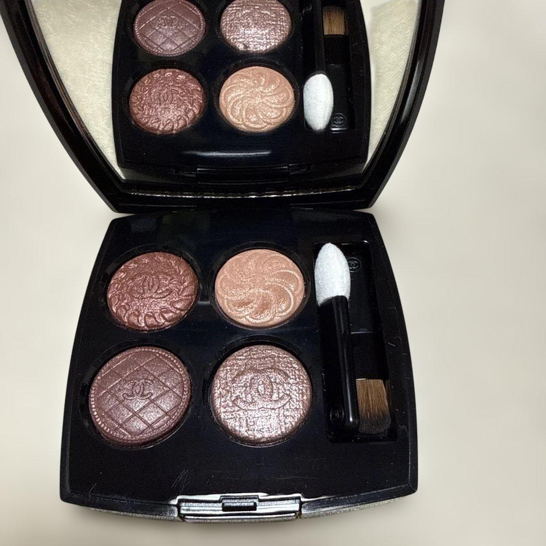 【限定色】CHANEL レキャトルオンブルブトン219