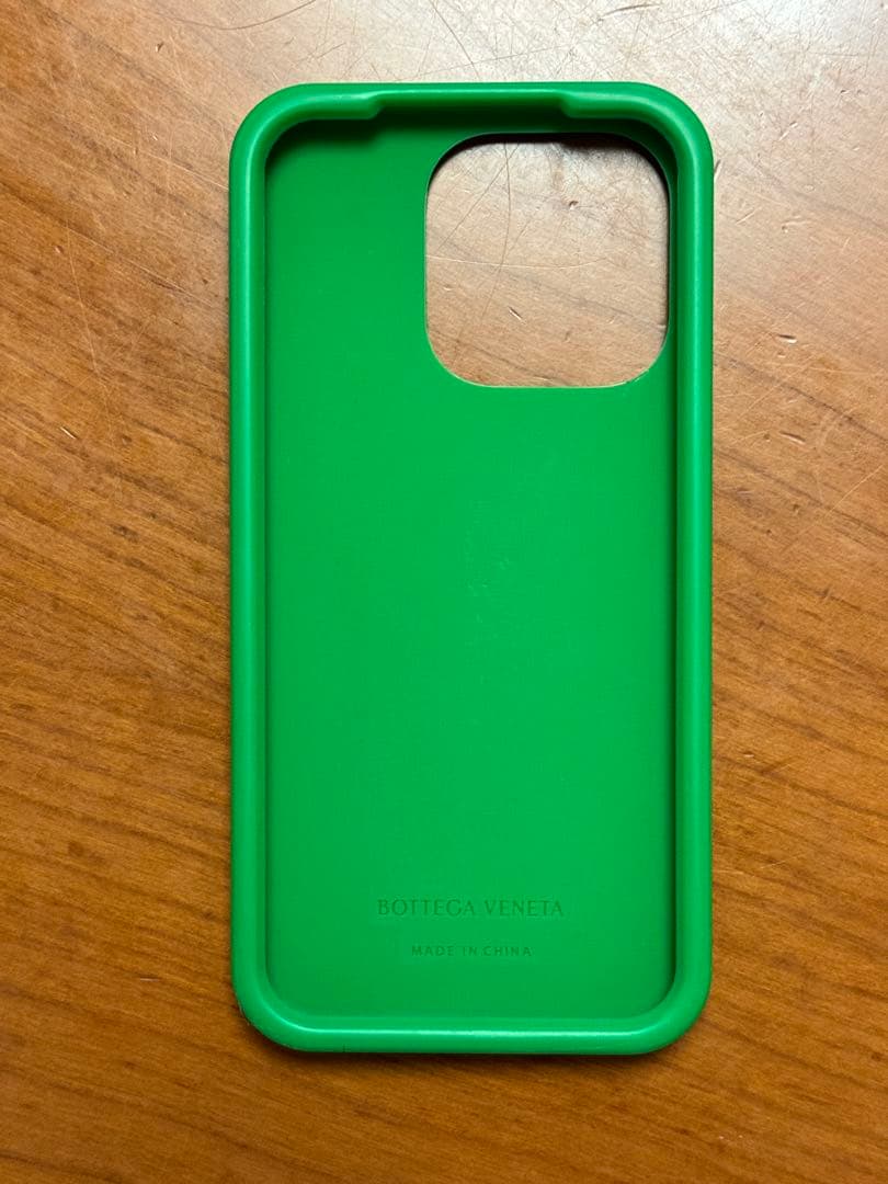 ボッテガヴェネタ iPhone15proケース レインチャート グリーン