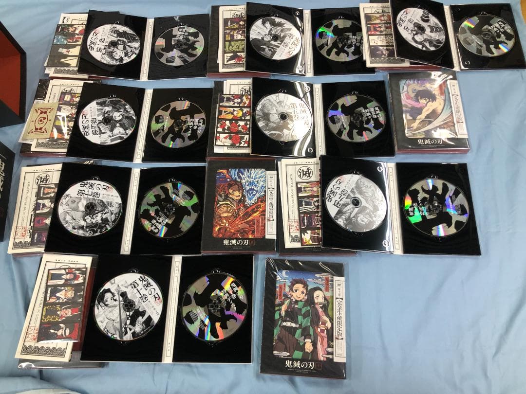 DVD-BOX 鬼滅の刃 竈門炭治郎 立志編 全11巻まとめ 収納ボックス入り