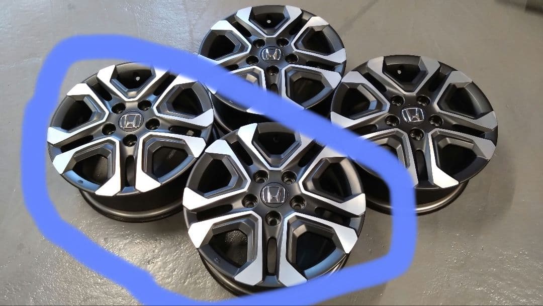 ①　あつし　様　ホンダ　フリード　クロスター　純正　ホイール　2本セット