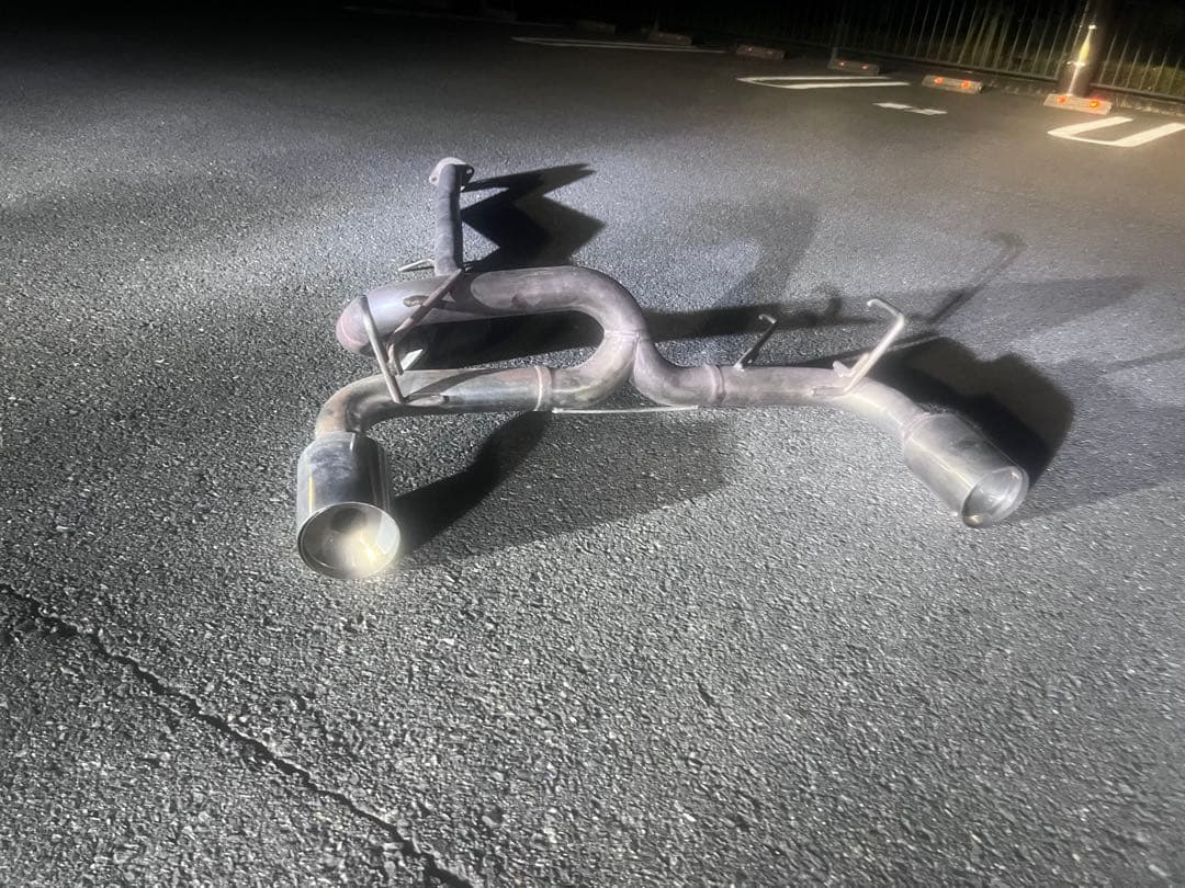 z33 Luxury to Sound製　ストレートマフラー、中間