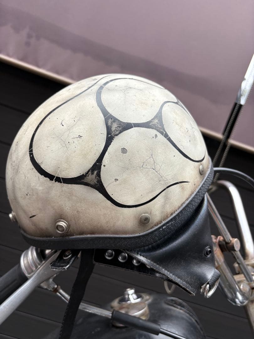 BURST ハーフヘルメット ホワイト XLサイズ カスタムペイント　ノーバッツ