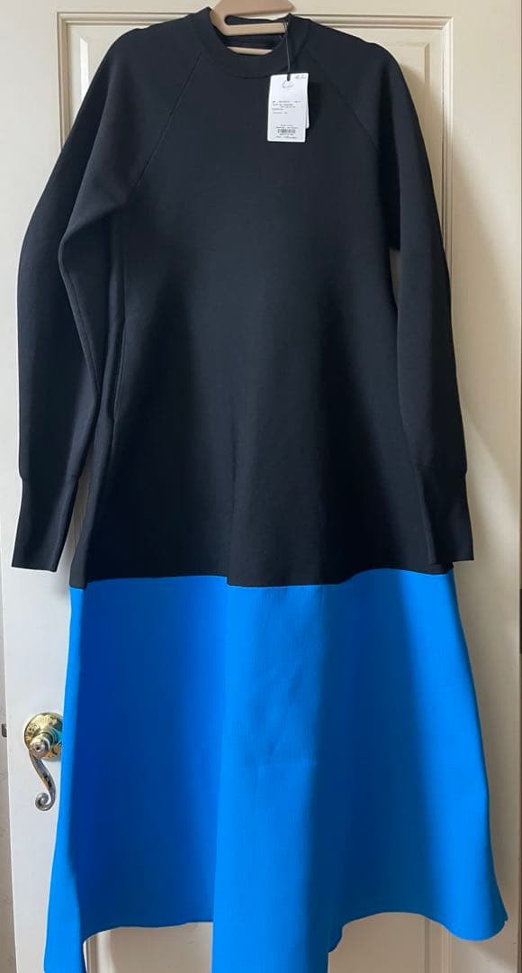 タグ付きOMMO バイカラーワンピース　オーエムエムオー