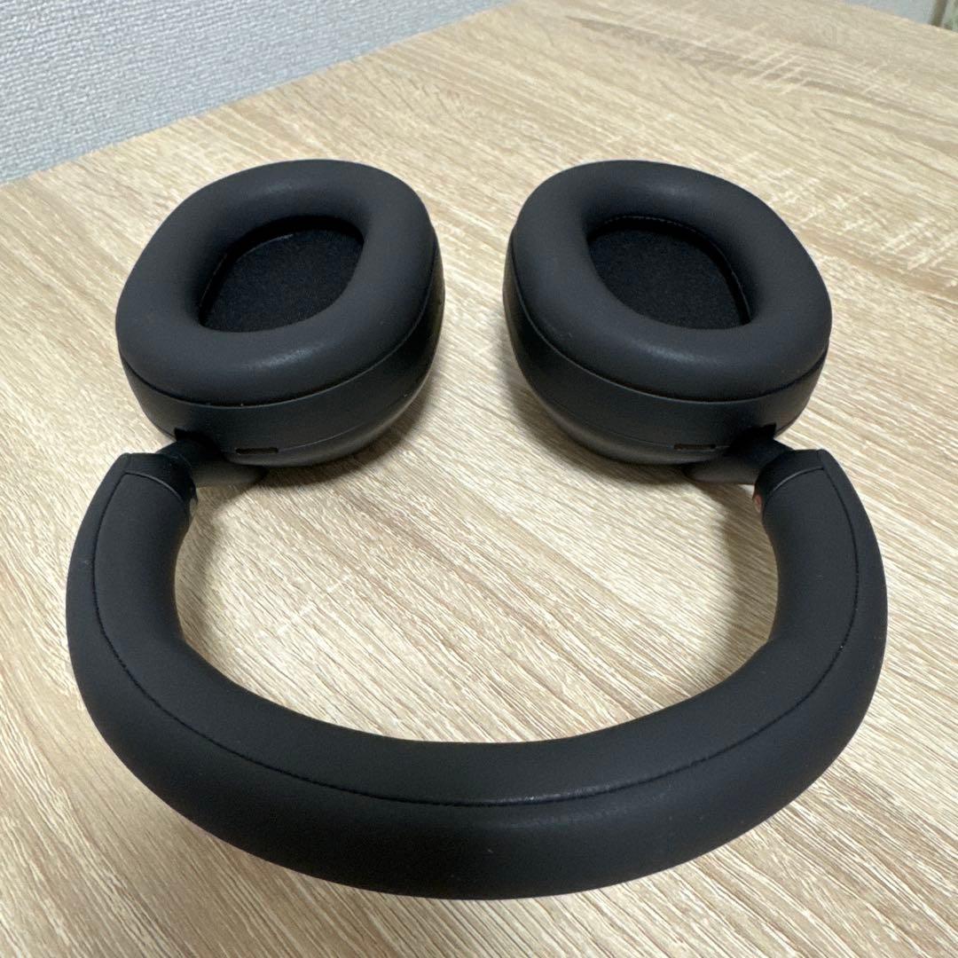 美品 SONY WH1000XM5 ワイヤレスヘッドホン ケース付き