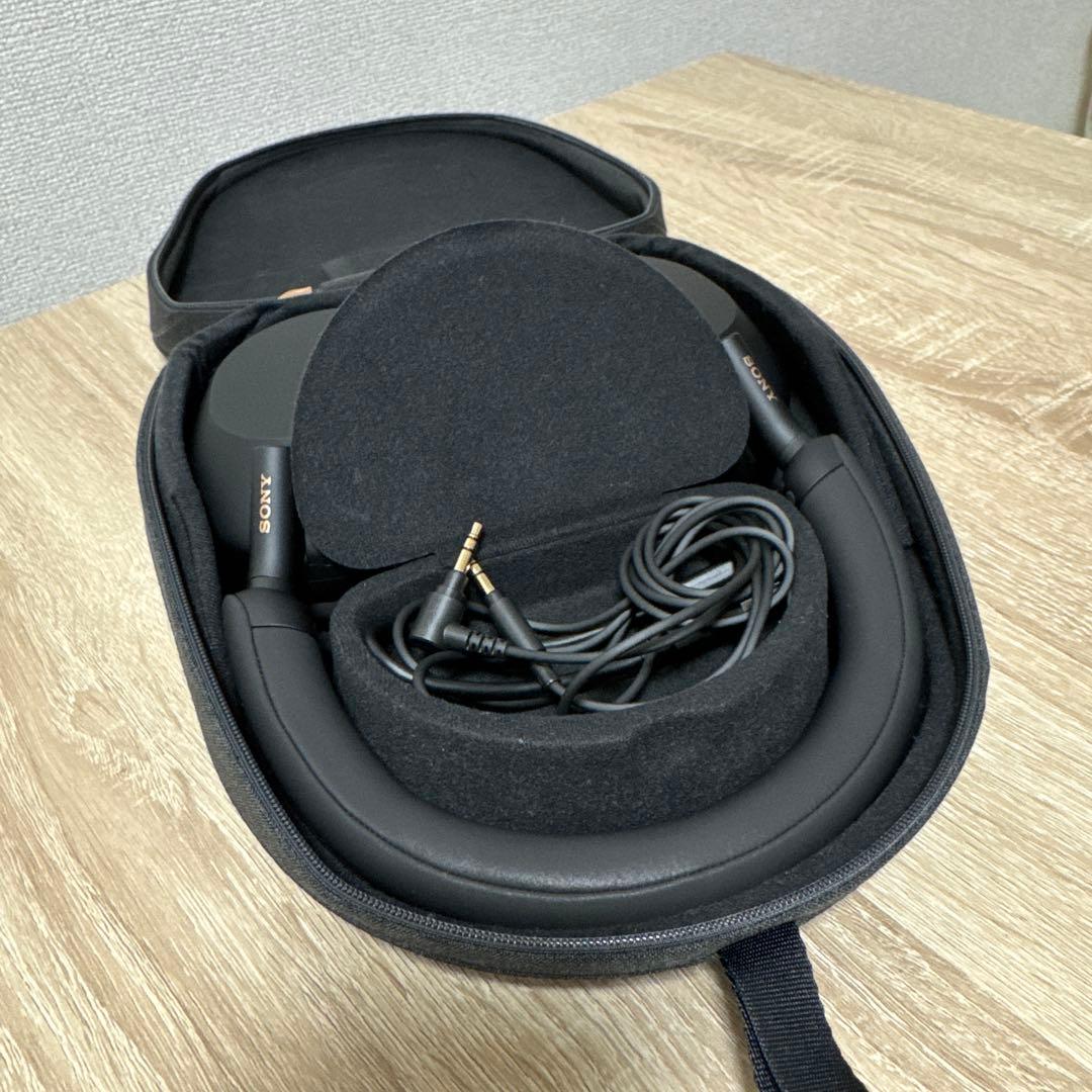 美品 SONY WH1000XM5 ワイヤレスヘッドホン ケース付き