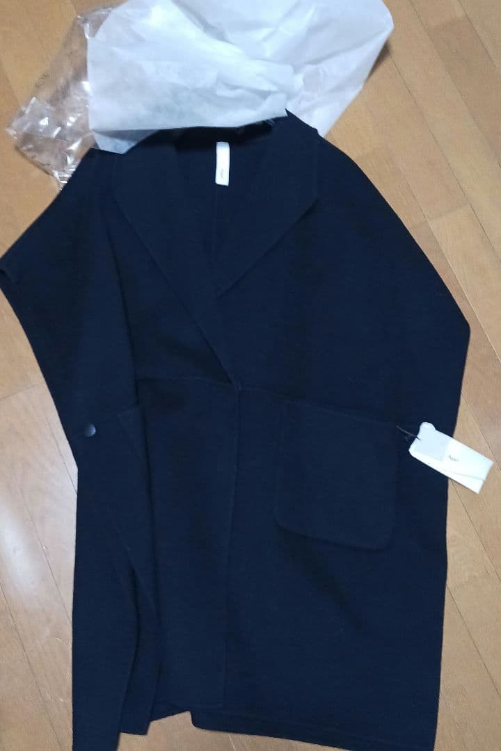 最終価格　新品未使用タグ付き　Aga　コート