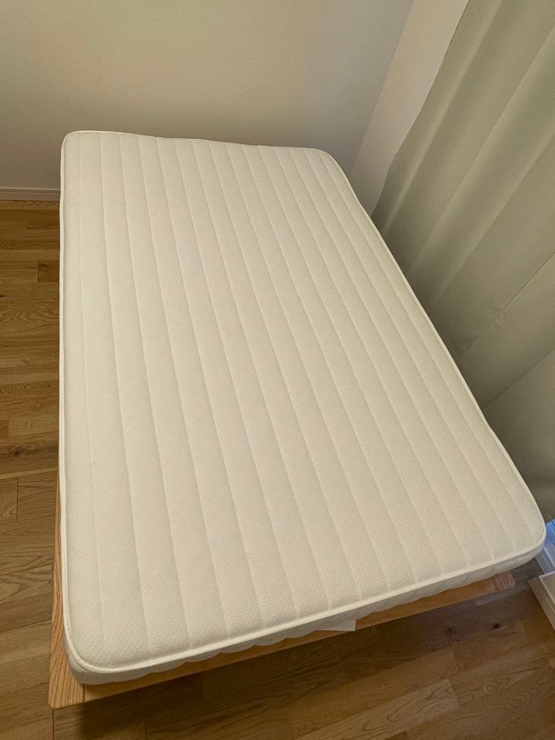 2024年12月購入　無印良品　木製ベッドフレーム　マットレス