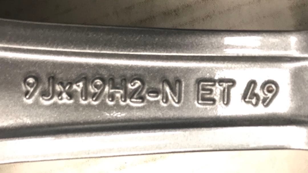 美品中古　ベンツEクラスAMG純正アルミホイル 4本