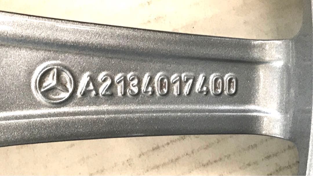 美品中古　ベンツEクラスAMG純正アルミホイル 4本