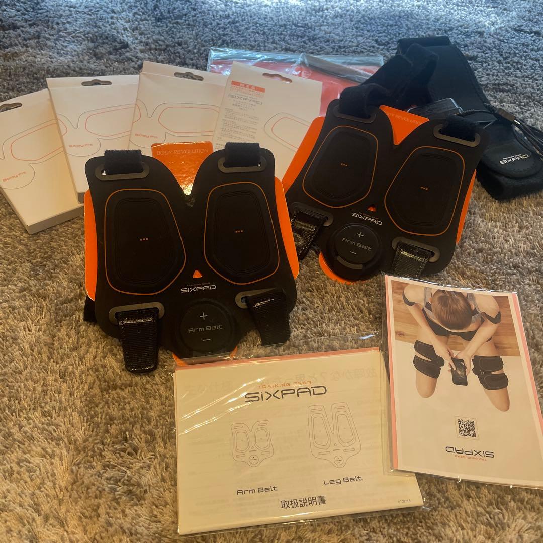 a*.様 シックスパッド　アームセット　純正ジェルシート付