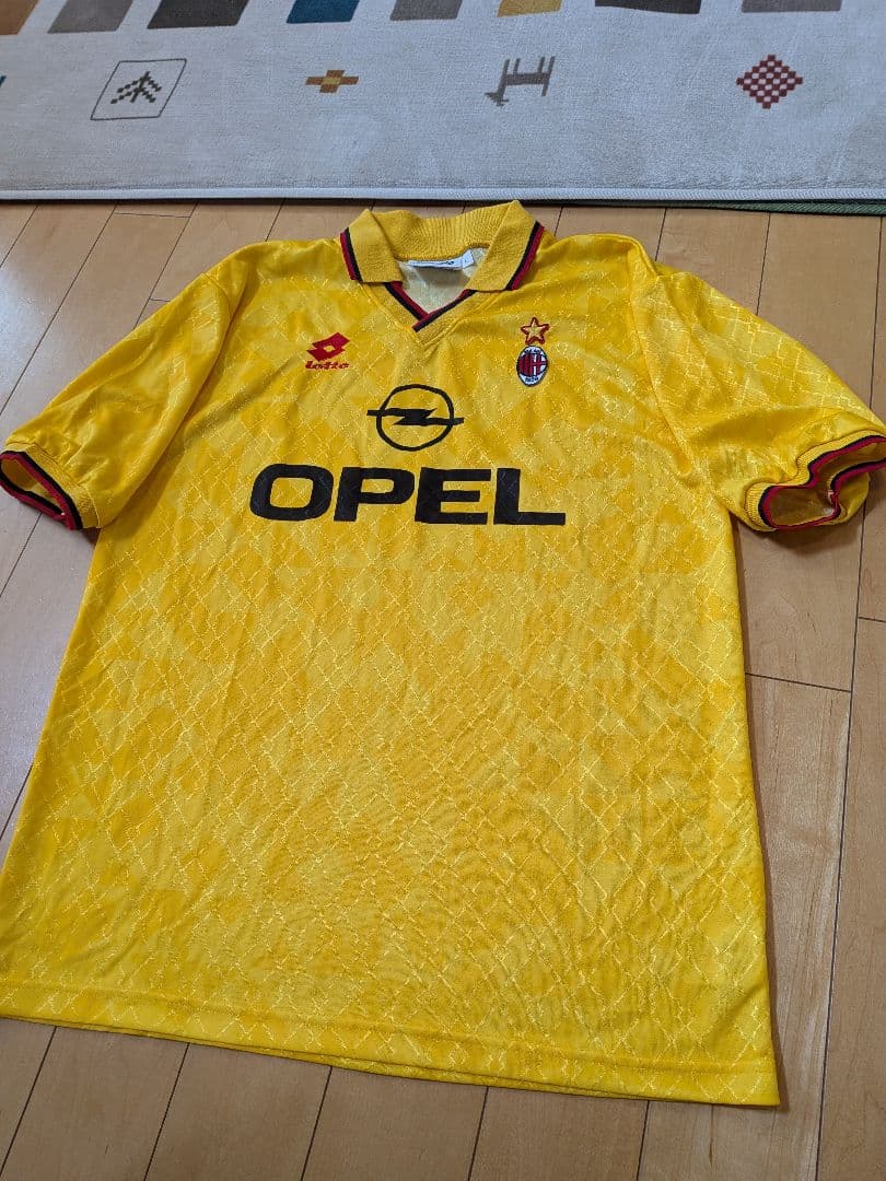 ヴィンテージユニフォームミランオーセンティックユニフォームイエロー