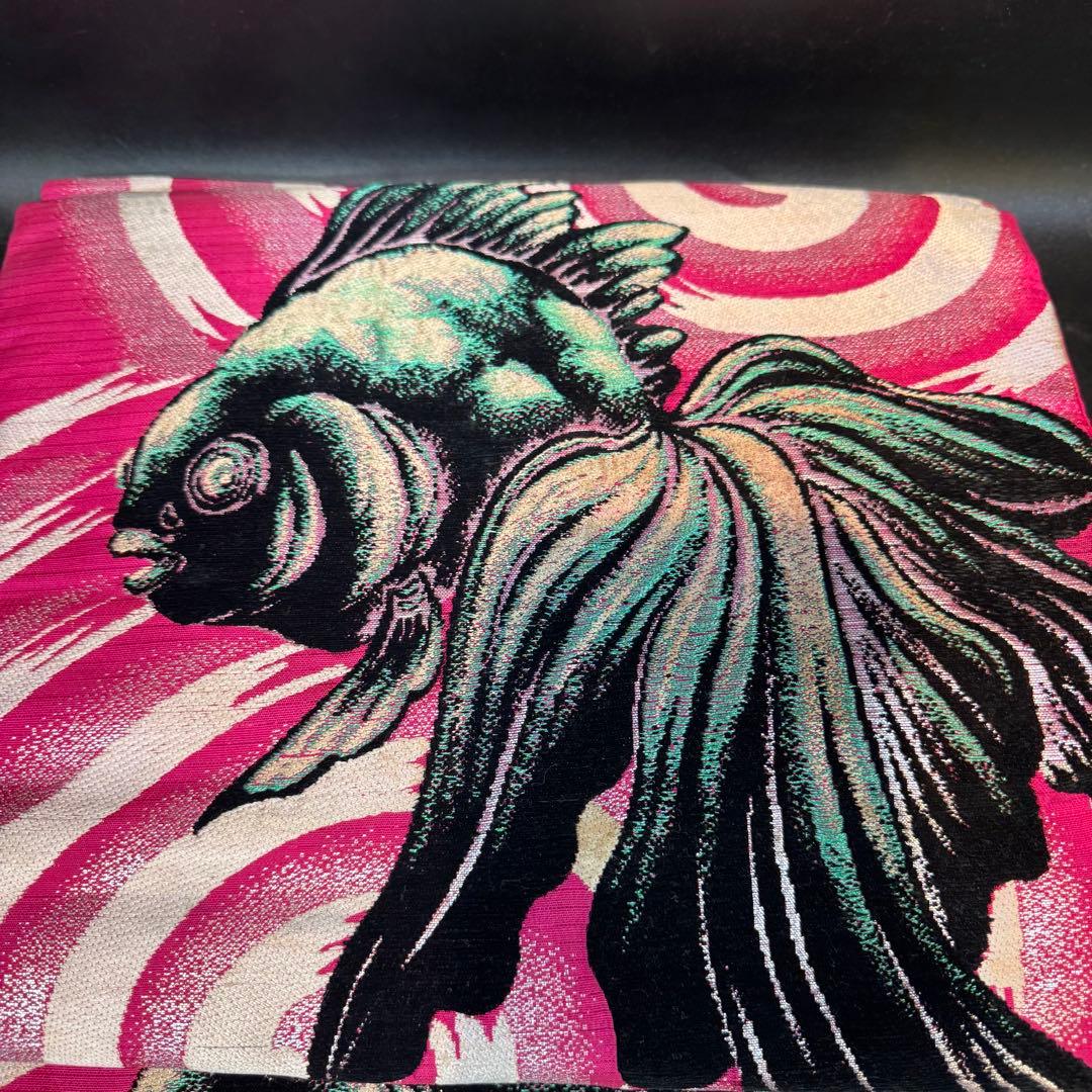 よ*る様 金魚柄 名古屋帯 ピンク　アンティーク　短尺　レトロホラー風　刺繍帯