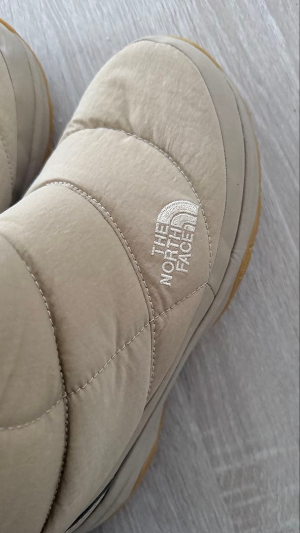 ノースフェイス　スノーブーツ　ヌプシ　ウォータープルーフ