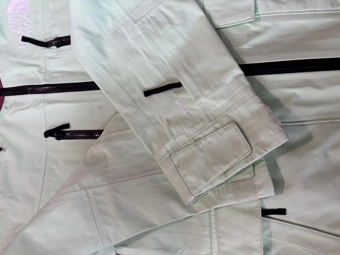 ノースフェイス　レディース　スキー　スノボージャケット　ビブパンツ Mサイズ