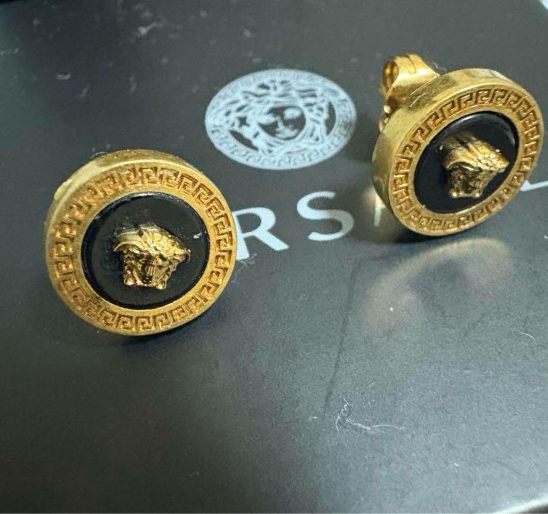 VERSACE(ベルサーチ)ピアス片耳