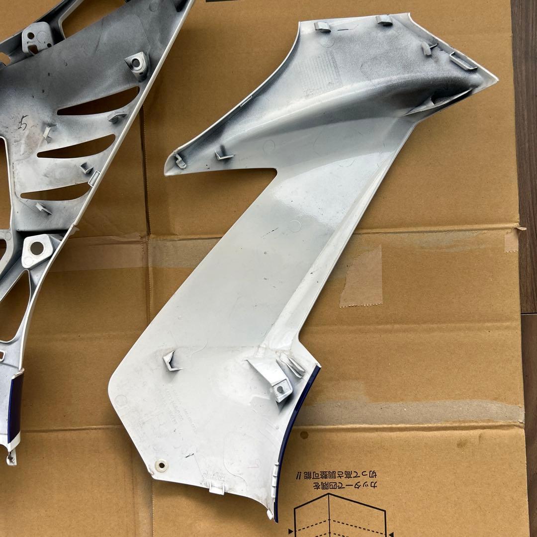 HONDA CBR1000RR-R 純正カウル左　ミドルセット