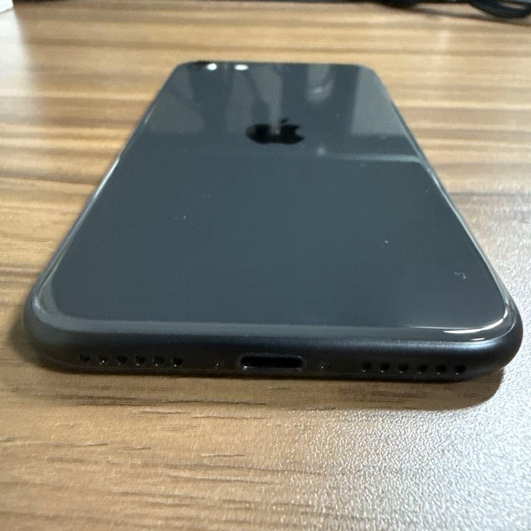 iPhone SE 第2世代 本体 ブラック 64GB SIMフリー