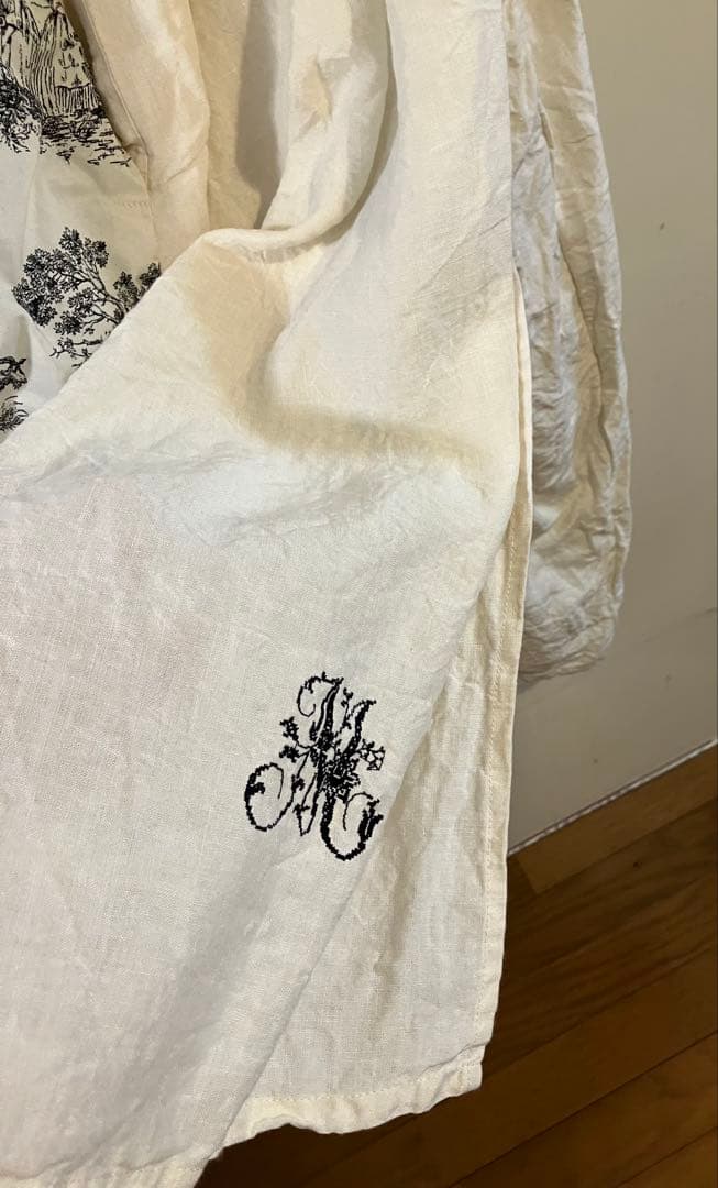 クロスギャザーのエプロンドレス　黒トワルドジュイ　mifumiさん