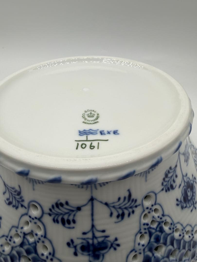 ロイヤルコペンハーゲン　レース　フルーツボウ