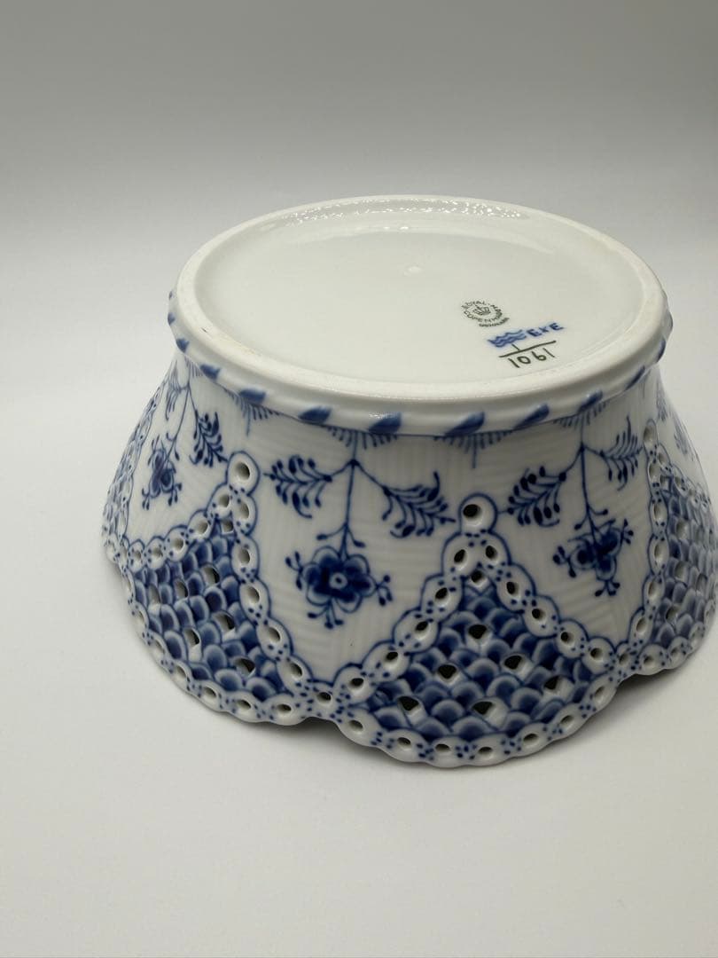 ロイヤルコペンハーゲン　レース　フルーツボウ