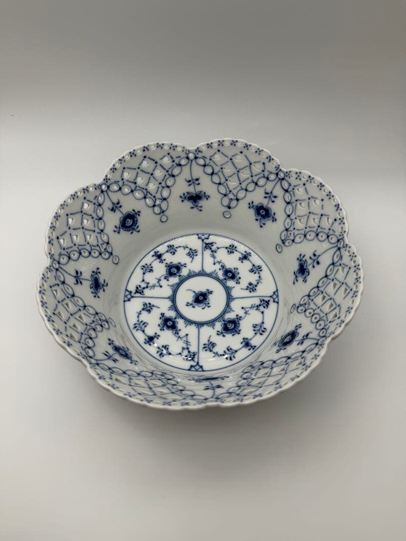 ロイヤルコペンハーゲン　レース　フルーツボウ