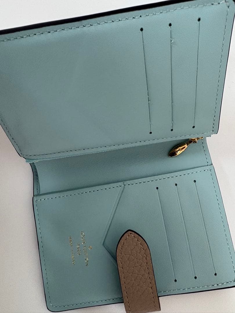 i【最終値下げ】LOUIS VUITTON ヴェルティカルウォレットコンパクト