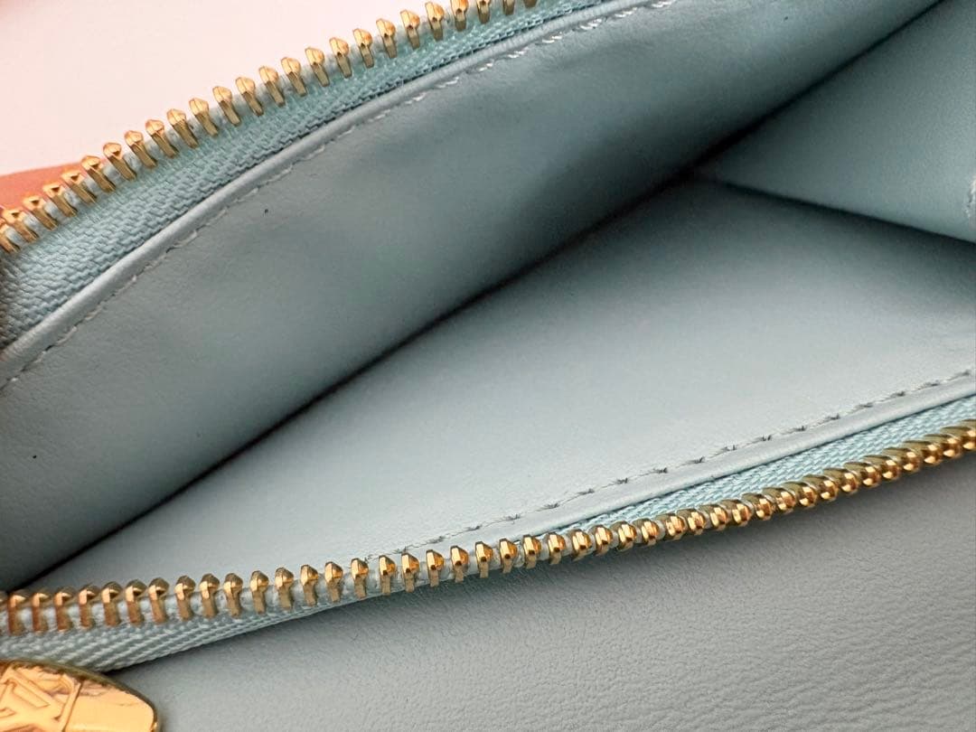 i【最終値下げ】LOUIS VUITTON ヴェルティカルウォレットコンパクト