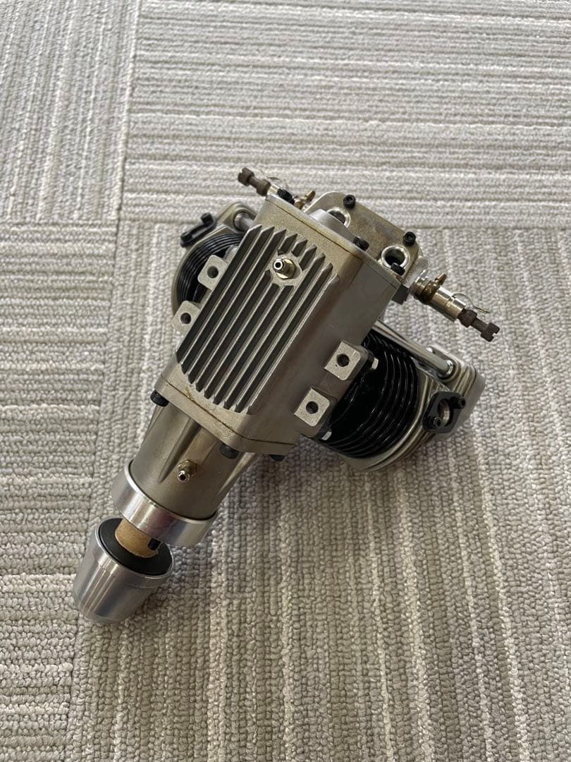 ホビーラジコン ENYA VT 240 Vtwin 4 cycle engine