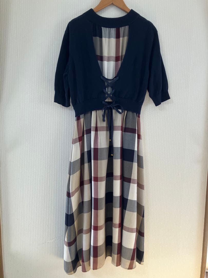 ブルーレーベルクレストブリッジ　バックレースアップワンピース　36