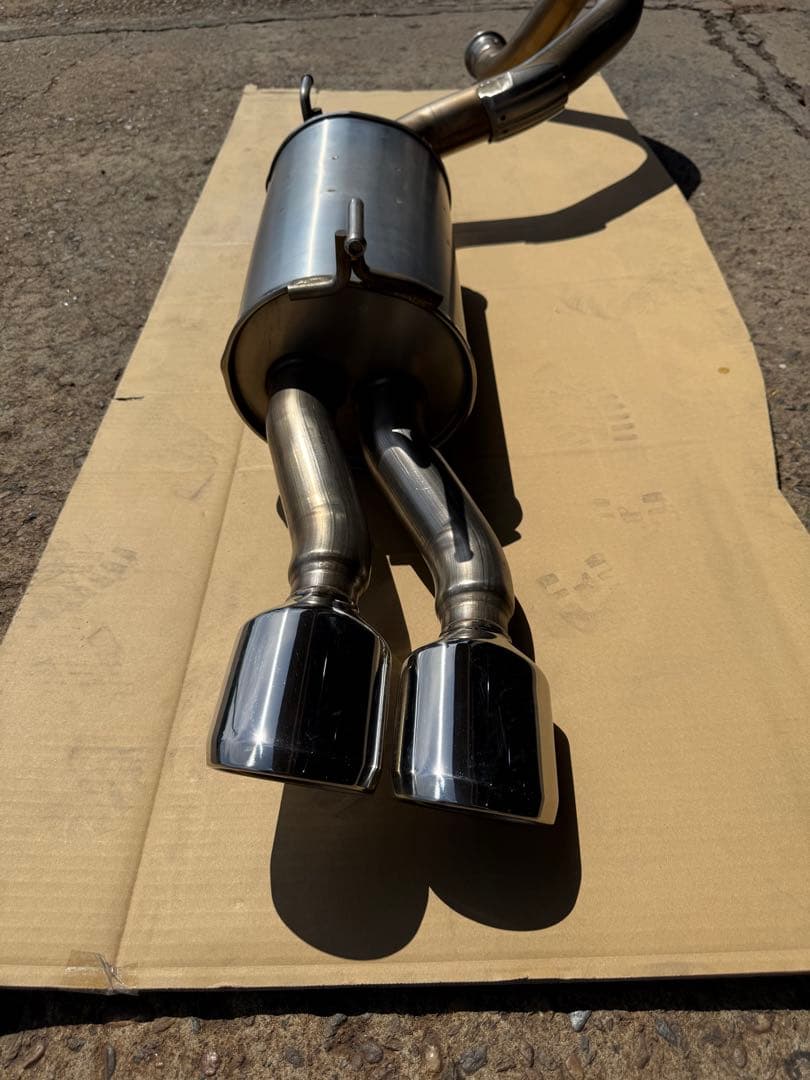 レクサス lx570 MODELLISTA デュアルエキゾーストマフラー