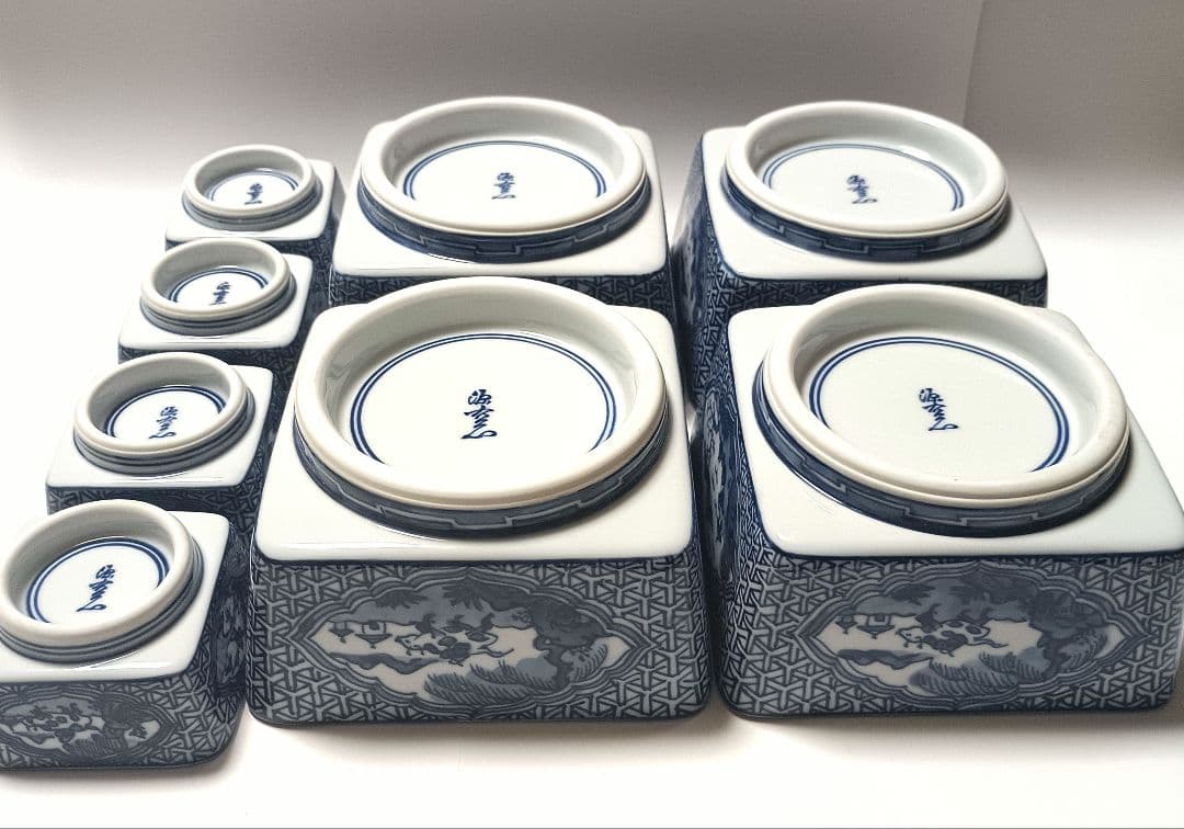 源右衛門窯 染付 祥瑞間取山水図 向付 大小各4客組 未使用品